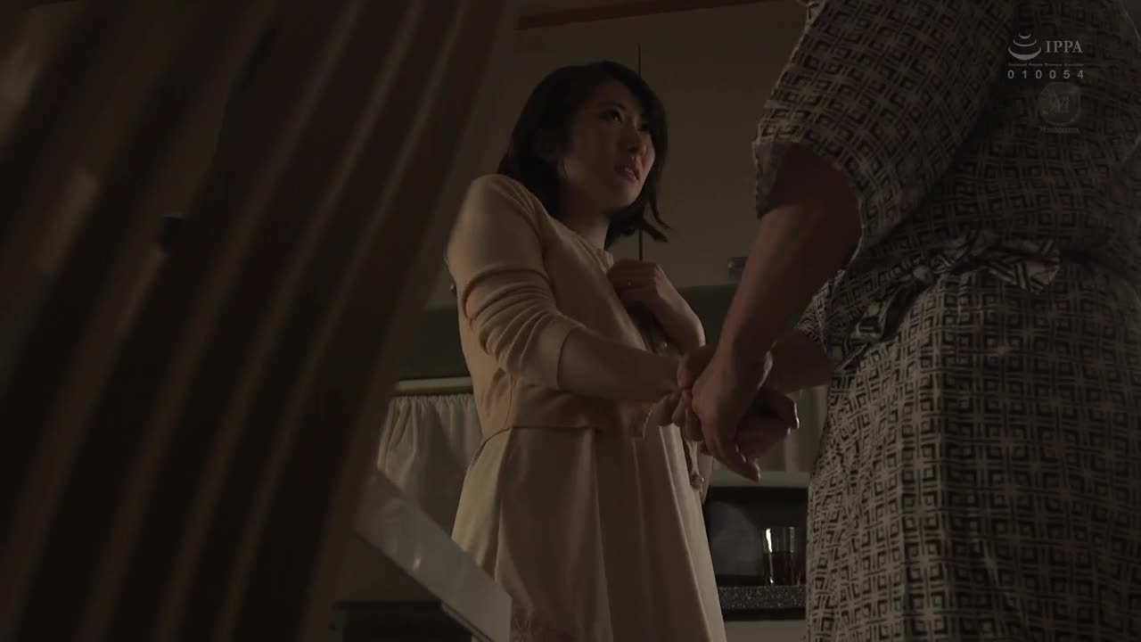 Chồng yếu sinh lý, nàng dâu dễ thương thủ dâm bị bố chồng nhìn thấy - Sex  Hay - SexTop1.bot